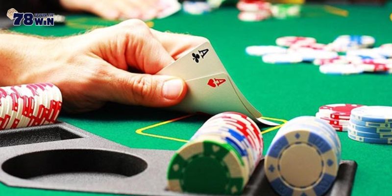 Lý do vì sao người chơi nên biết thứ tự poker